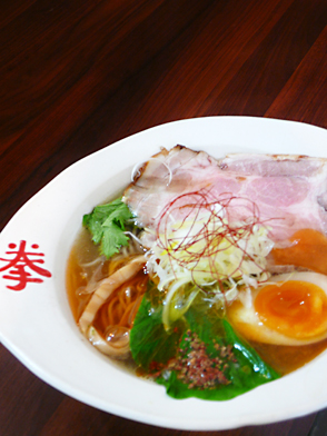 拳ラーメン